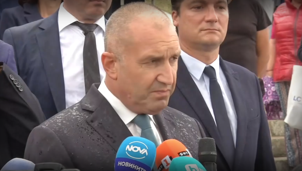 Румен Радев