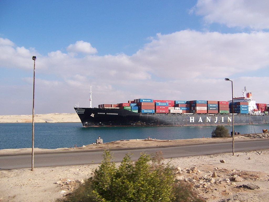 Суецки-канал-SuezCanal корабоплаване хуси