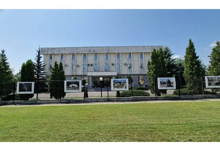 посолството на УКрайна, украинското посолство