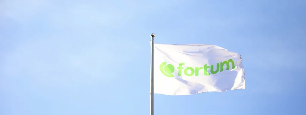 Fortum не включи бизнеса в Русия в новата си стратегия 1 Фортум fortum flag