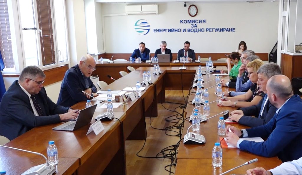 КЕВР ще приеме окончателно решение за цените на тока за бита и топлинната енергия