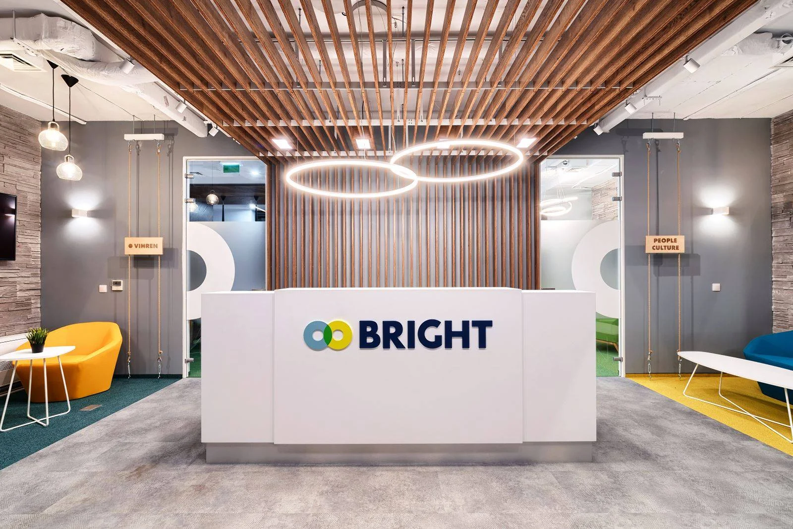 българската-технологична-компания-BRIGHT придобиване