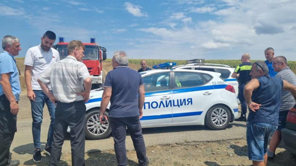 Четирима следователи поемат разследването на взрива край Карнобат 5 взрив емко