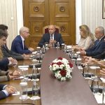 ПП-ДБ се среща с Радев, за да поиска отсрочка преди връчването на втория мандат