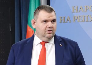 Пеевски "прегази" ВАС