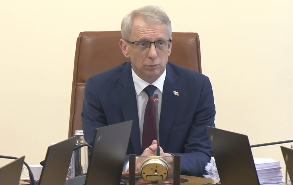 Денков призова