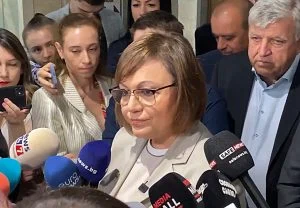 "БСП за България" се регистрира за вота. Нинова обвини Григорова в лъжи, Йончева - в зависимости