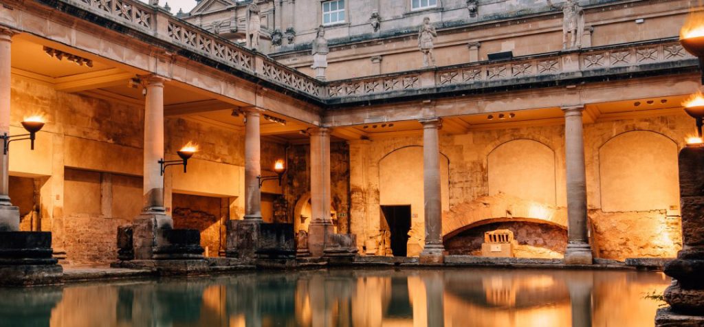 Римска баня губи 170 000 долара дарения, след като преминава към безкасово плащане