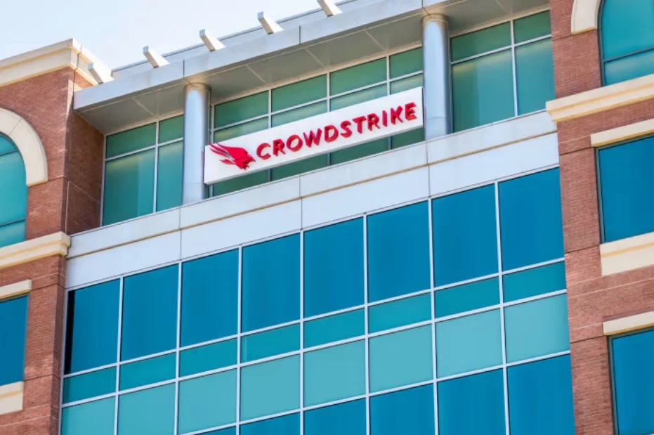 Глобалният ИТ срив се дължи на дефект при ъпдейт CrowdStrike