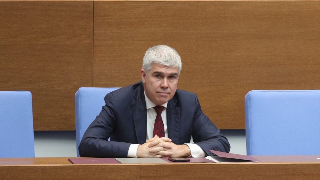 малинов