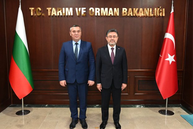 министъра на земеделието и храните д-р Георги Тахов с министъра на земеделието и горите Турция Ибрахим Юмаклъ
