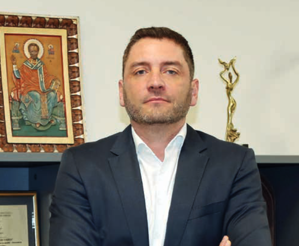 Петър Петров