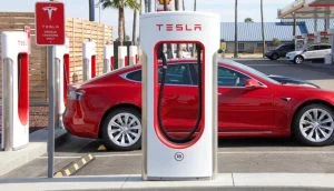 Акциите на Tesla скочиха с 6% добавяйки 45 млрд. долара към пазарната си оценка
