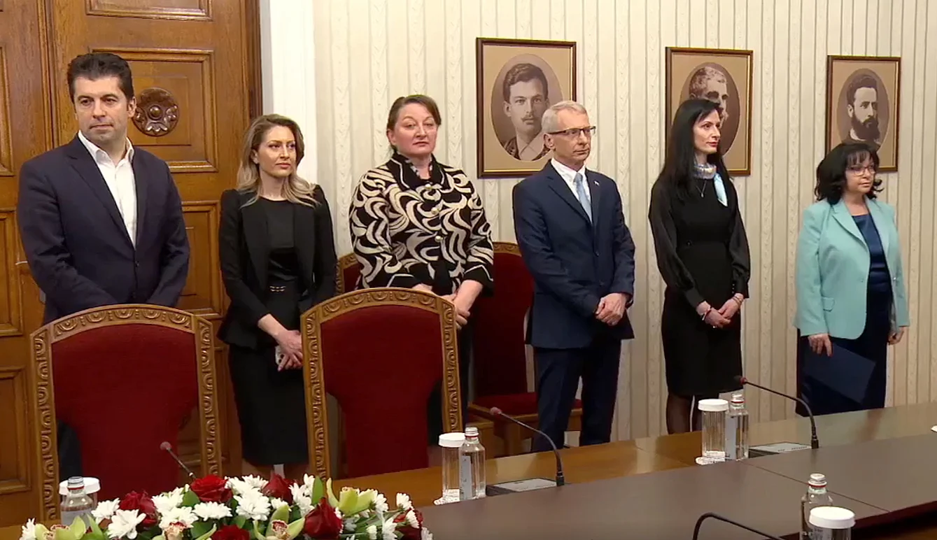 Преговорите за съставяне на правителство продължават