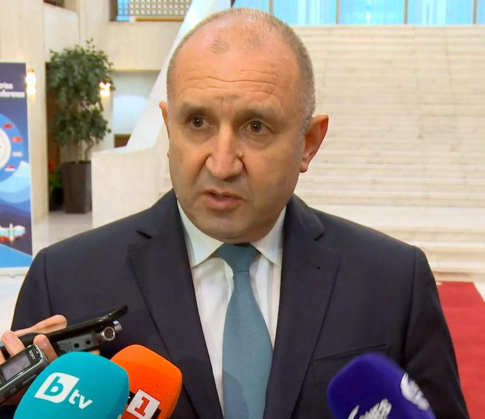 Румен Радев