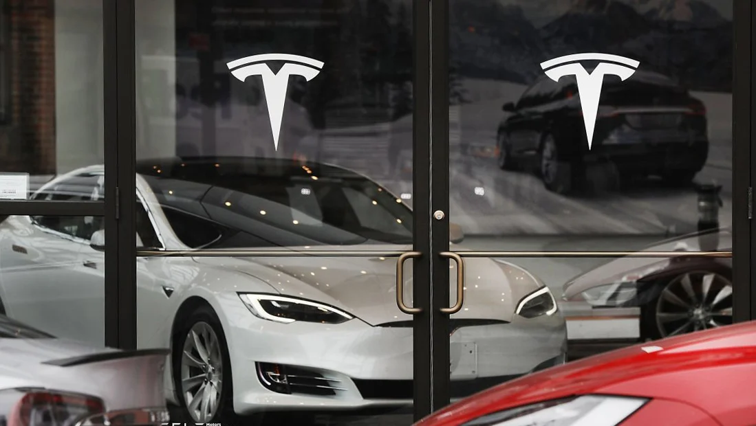 Акциите на Tesla скочиха с 6% добавяйки 45 млрд. долара към пазарната си оценка