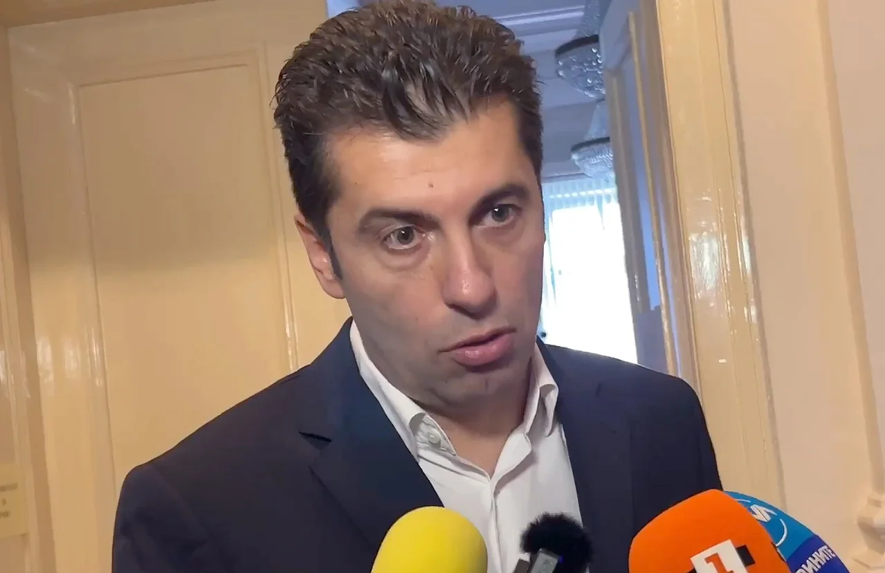 Кирил Петков