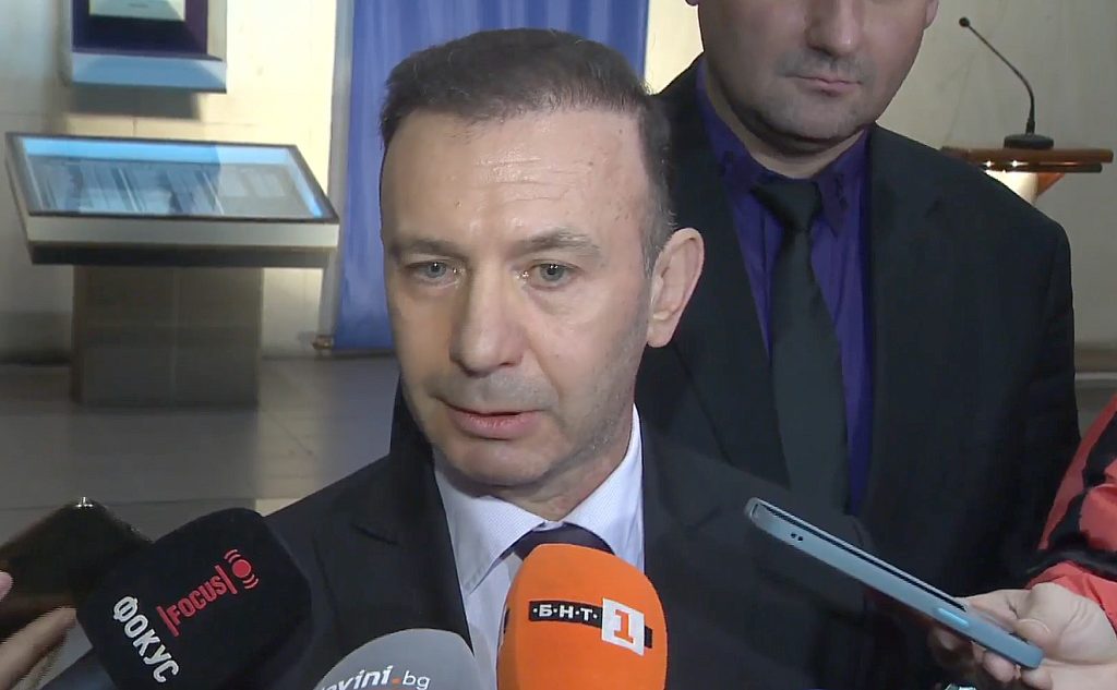 Бившият професионалист №1 в МВР Коцев отива на разпит 8 цгтйъу1