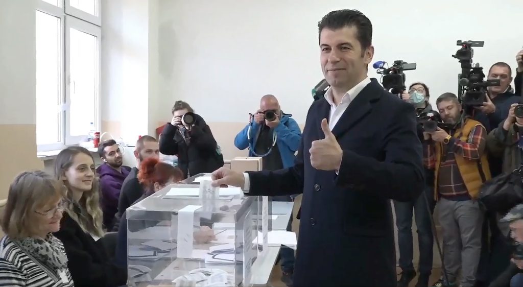 Кирил Петков